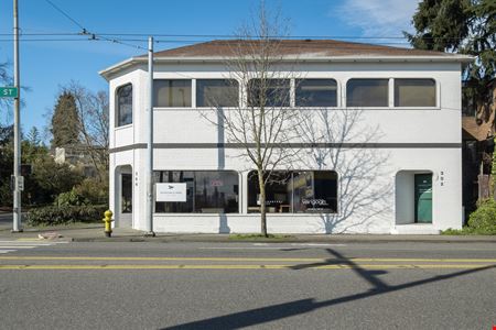 300 NE 45th St