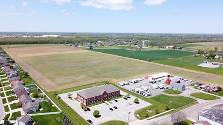 Commercial space at 7825 N Dixie Hwy in Newport