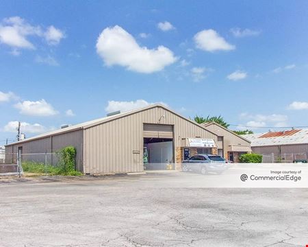 Industrial space for Rent at Hempstead Business Park in Houston