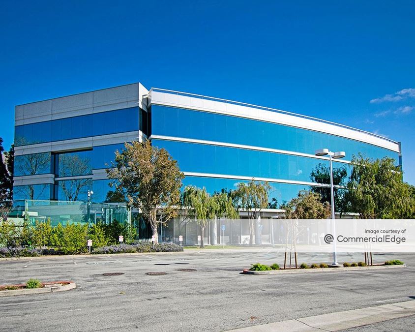 301 & 401 Island Pkwy