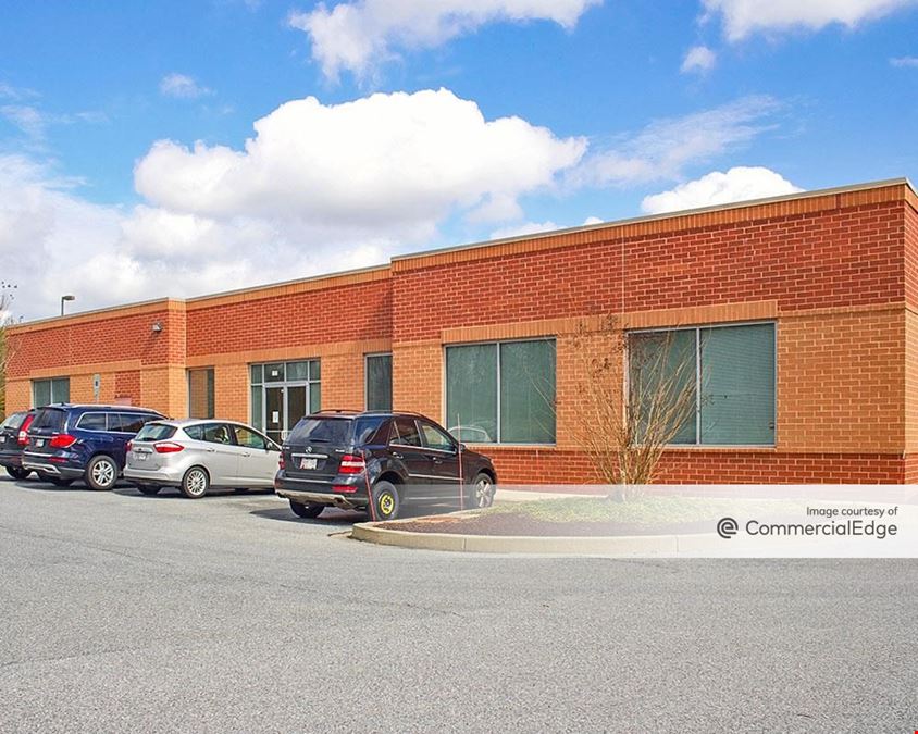 6800 Deerpath Road