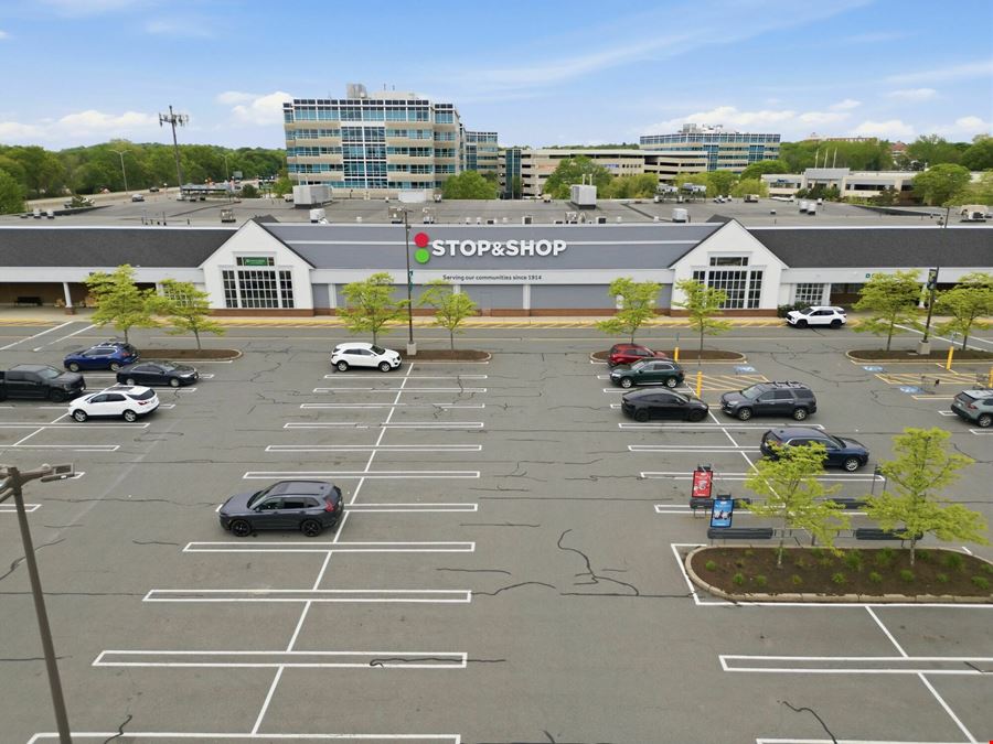 Main Street Shopping Center Woburn MA