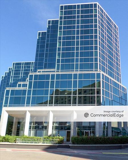 Office space for Rent at Esplanade I in Phoenix