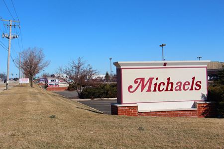 Retail space for Rent at Waterside Center in Naperville