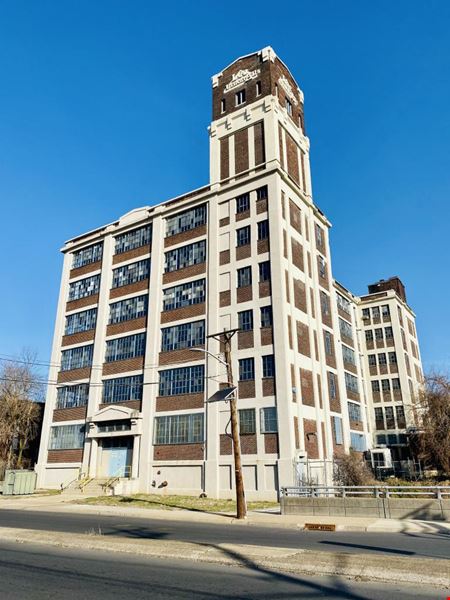 Commercial space at 576 East State Street in Trenton