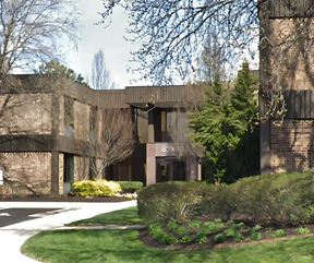 6330 Lamar Ave