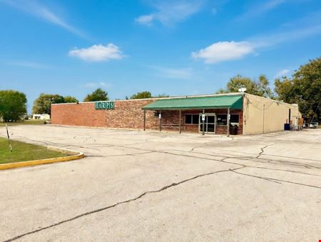 Retail space for Sale at 104 Missouri 162 in Clarkton