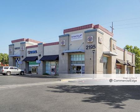 Retail space for Rent at Plant Shopping Center in San Jose