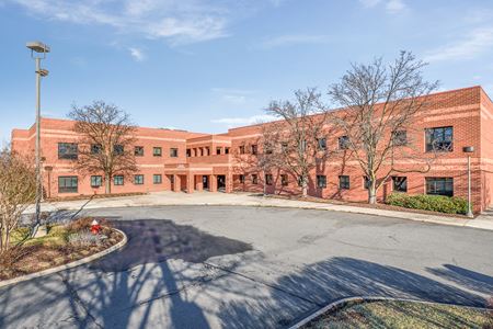 Office space for Rent at Sterling Medical Plaza in Sterling