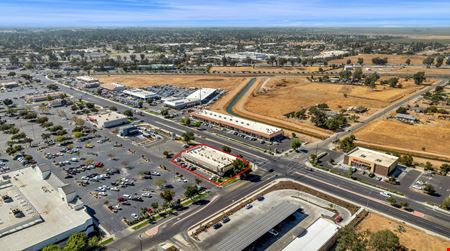 ±1,200 SF Retail Shop Space / Office For Lease - Madera, CA