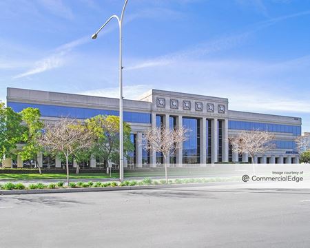 Office space for Rent at Empire Towers III in Ontario