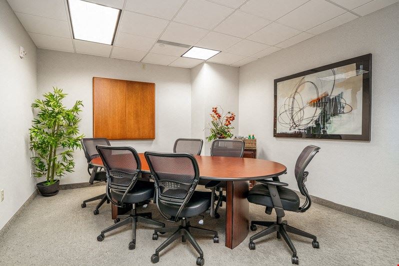 Executive Business Centers - 7887 E Belleview Ave