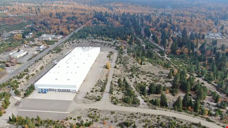 I-5 Industrial Building & Land
