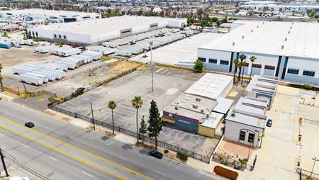 VacantLand space for Rent at HUGE AUTO SERVICE LOT in Fontana