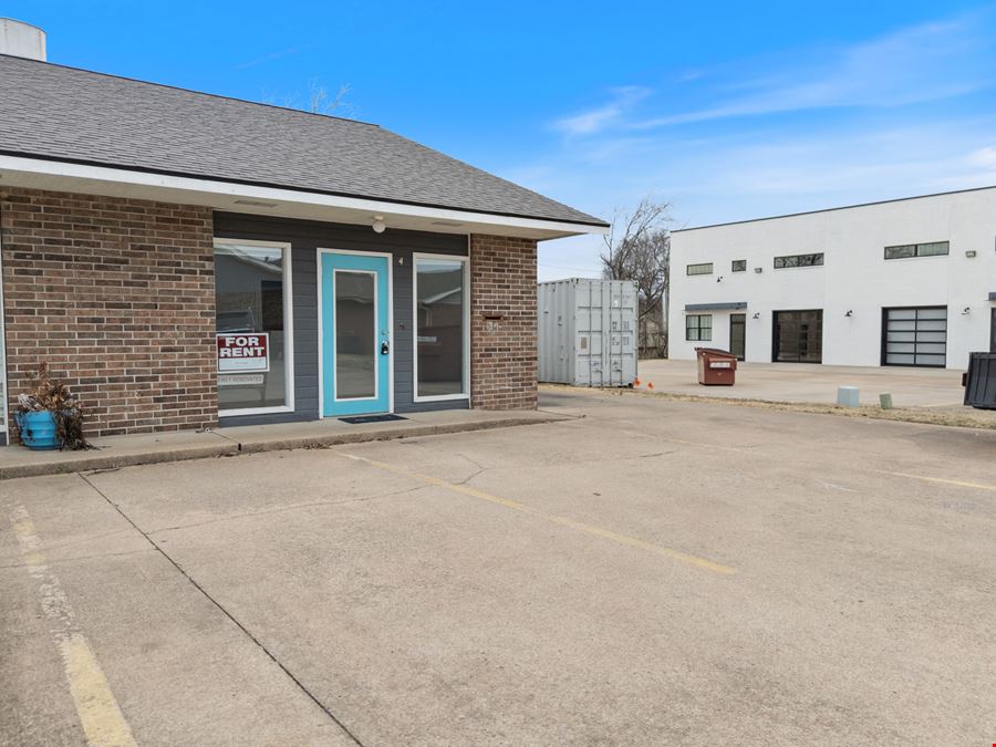 75-79 Colt Square Drive