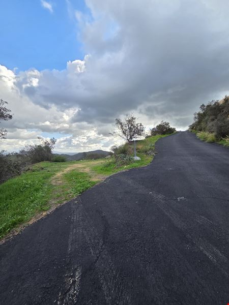 Rainbow Crest Rd