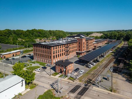 Office space for Rent at Berkeley Business Center in Cumberland