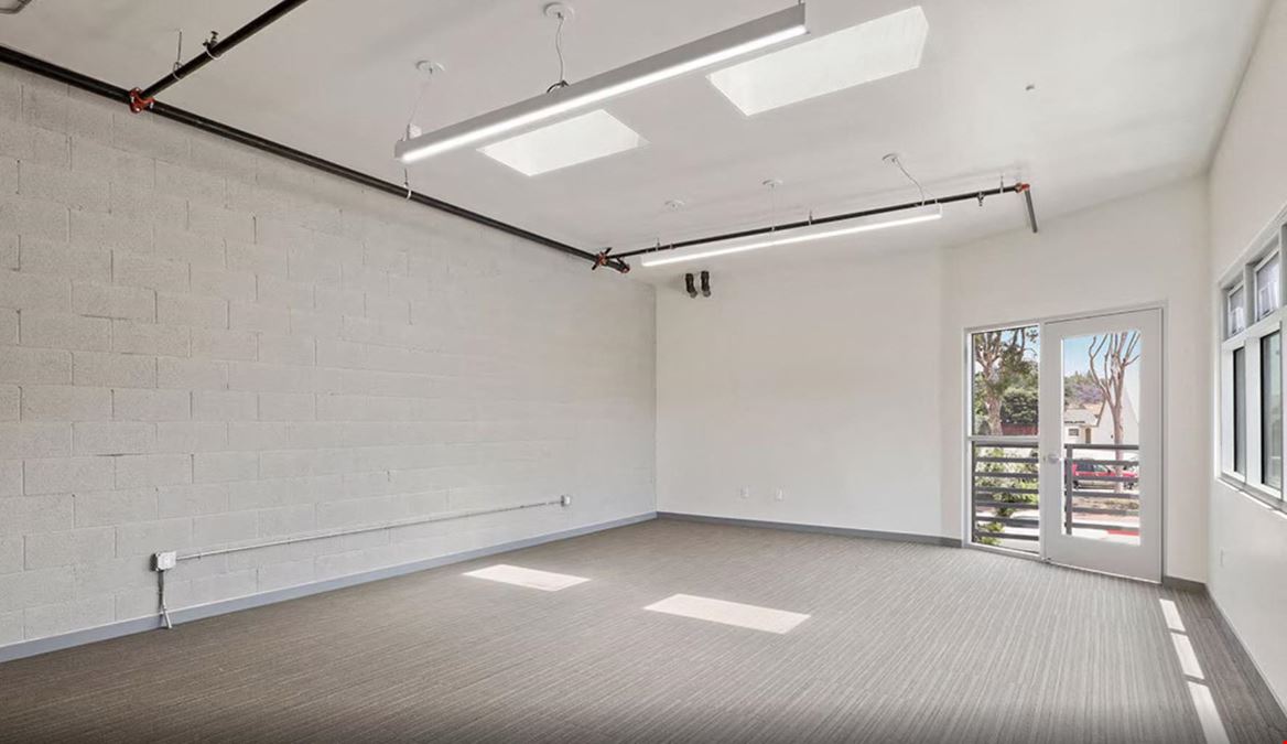 3019 W Beverly Blvd