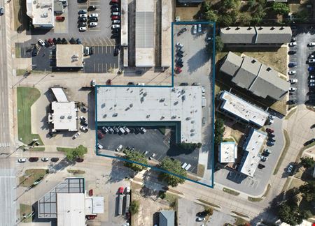 Hal Muldrow Retail Center