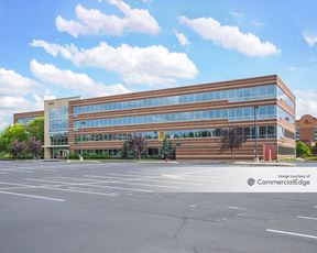 Centre Pointe III