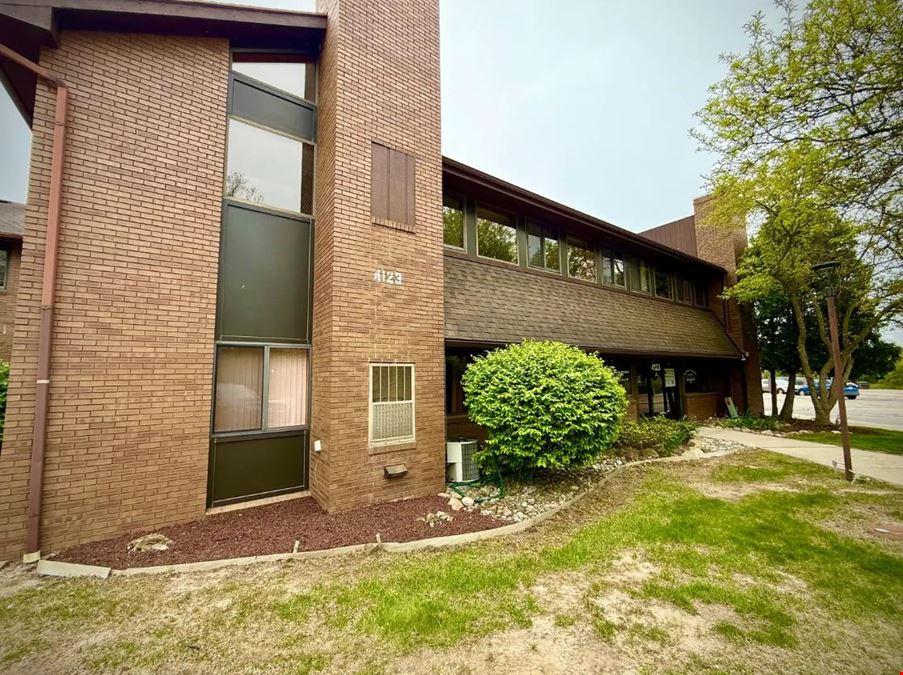 4123 Okemos Rd Unit 13/14