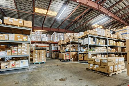 12,000 SF Industrial Building @ Metropolitan Industrial Park, Carolina - FOR SALE