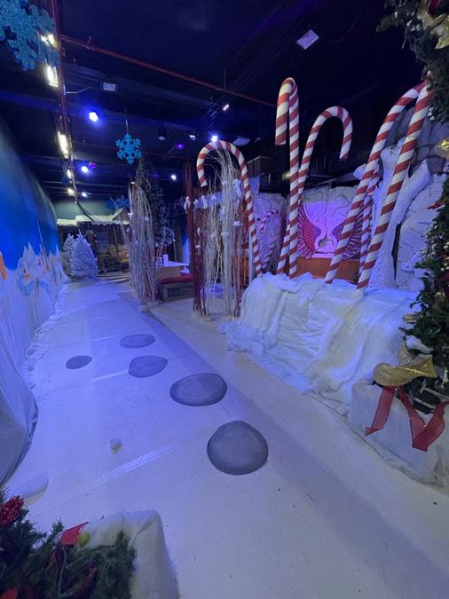 TRIBECA POP UP / SUBLET!!! TRENDY WINTER WHITEBOX!!!