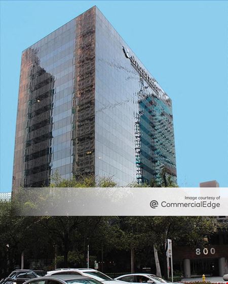 800 brickell Ave