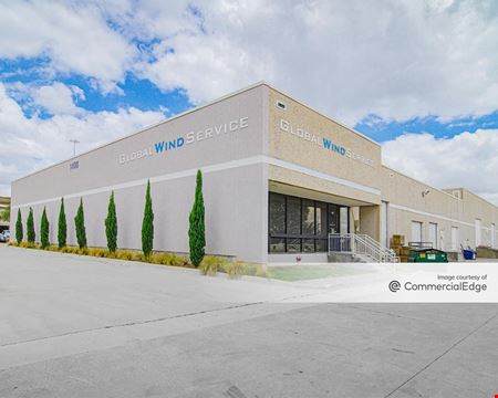 Industrial space for Rent at 1408 West Main Street in Carrollton
