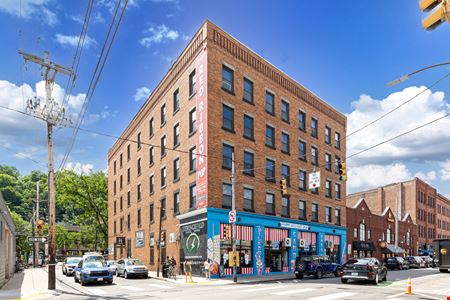The American Wholesale Building | 37,500 SF Mixed-Use Investment Opportunity