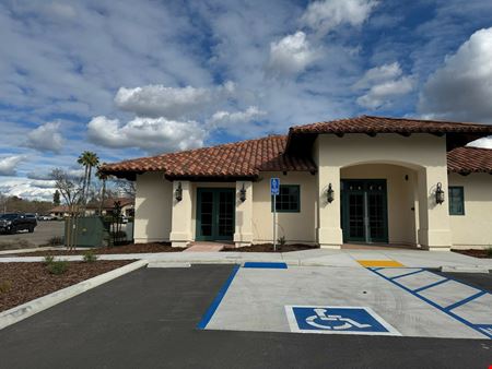 Office space for Rent at 5625 Avenida de Los Robles in Visalia