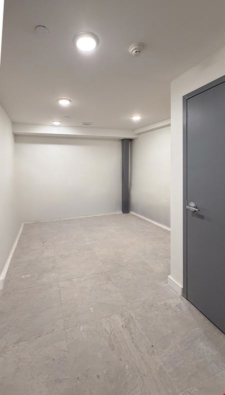 658 Washington Avenue | Brand-New 1,167 SF Corner Retail Condo Opportunity