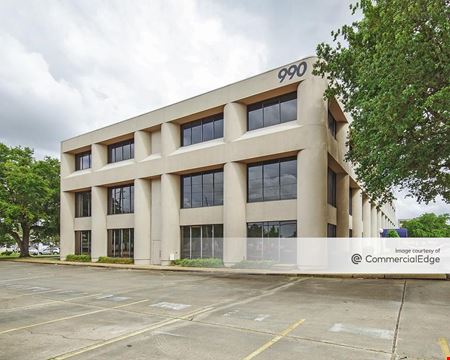 990 North Corporate Drive