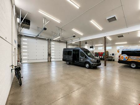 Versatile Flex Building for Warehouse, Retail, and Office