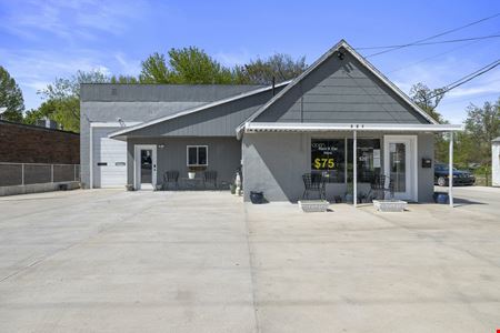 Retail space for Sale at 2,584 SF Auto Shop for Sale in Springfield