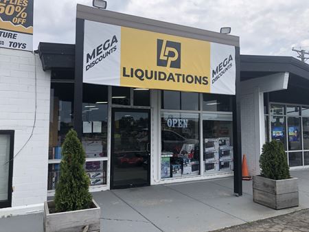 Retail space for Rent at Retail Space for Lease in Aurora in Aurora