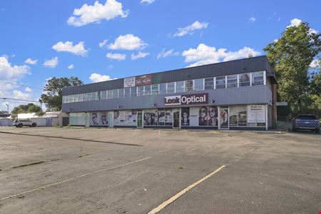 5750-5790 W 44th Ave