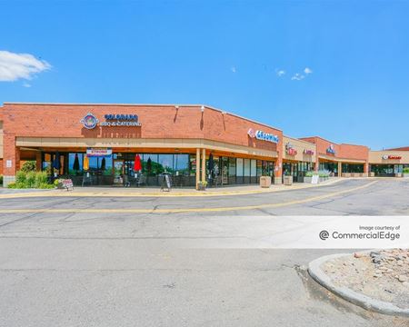 Retail space for Rent at Oakbrook Shopping Center in Littleton