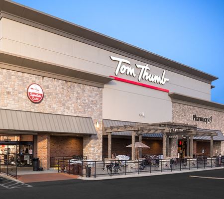 Retail space for Rent at Meadow Creek Square in Garland