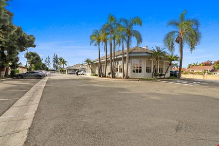 1421 & 1437 N Wanda Rd
