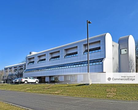 Office space for Rent at Edgetowne Square in Coraopolis