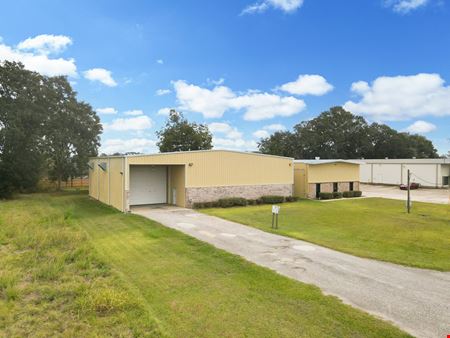 Insulated Industrial Office / Warehouse Facility Near US 90