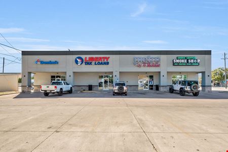 Retail space for Sale at West Adams Retail Center in Temple