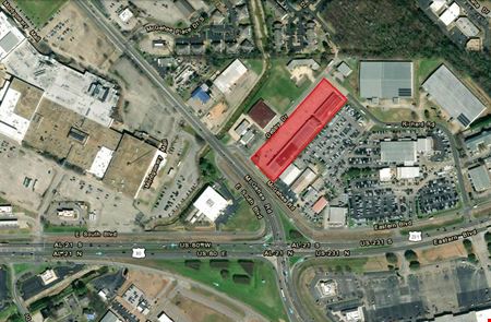 Commercial space at LaCroy Plaza - 3637 Debby Dr. in Montgomery