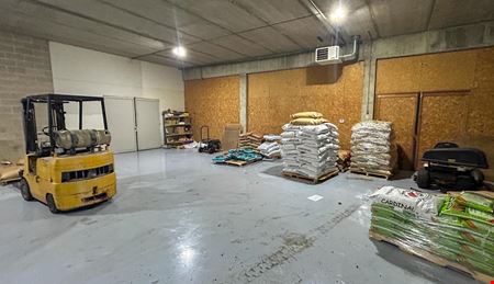 Flexible Commercial Space Near Downtown Rochester | Retail or Warehouse