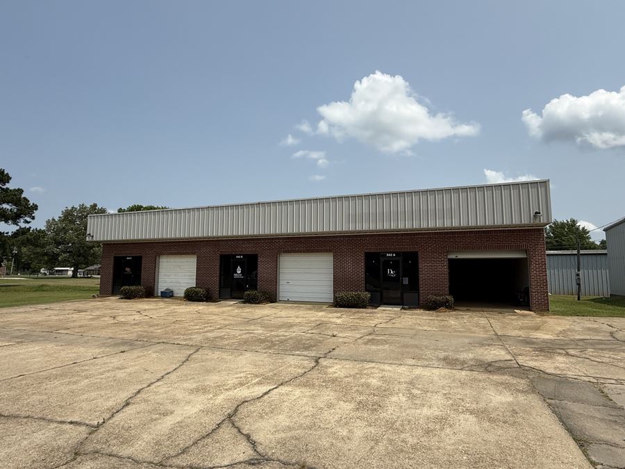 542 Industrial Drive