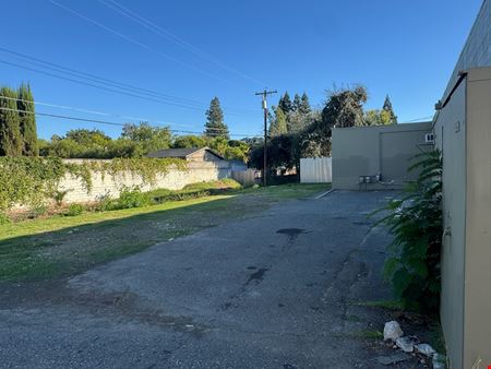 5660-5666 Main Ave