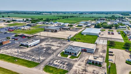 Retail space for Sale at 3705 Frontage Rd in Peru