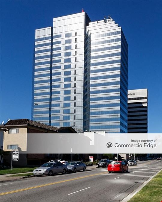 12100 Wilshire