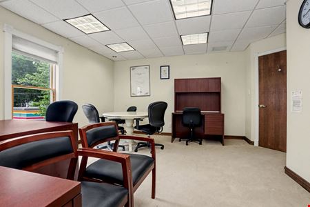 27 Mill Plain Rd #4
